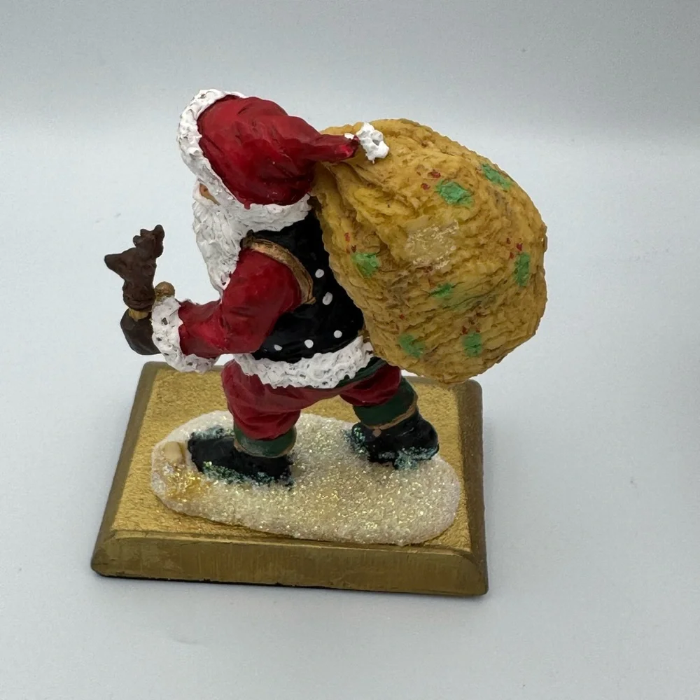 Vintage Santa’s Workbench Hiking Santa Stocking Holder Hand Painted Cast‎ Iron